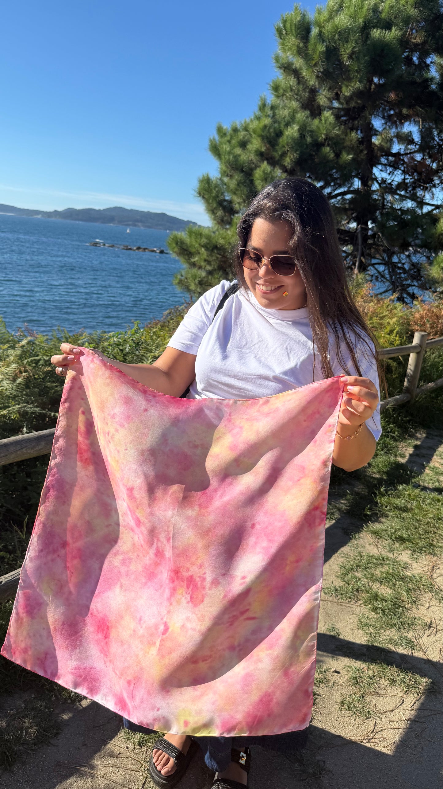 Endless Summer | Pañuelo de seda pintado a mano