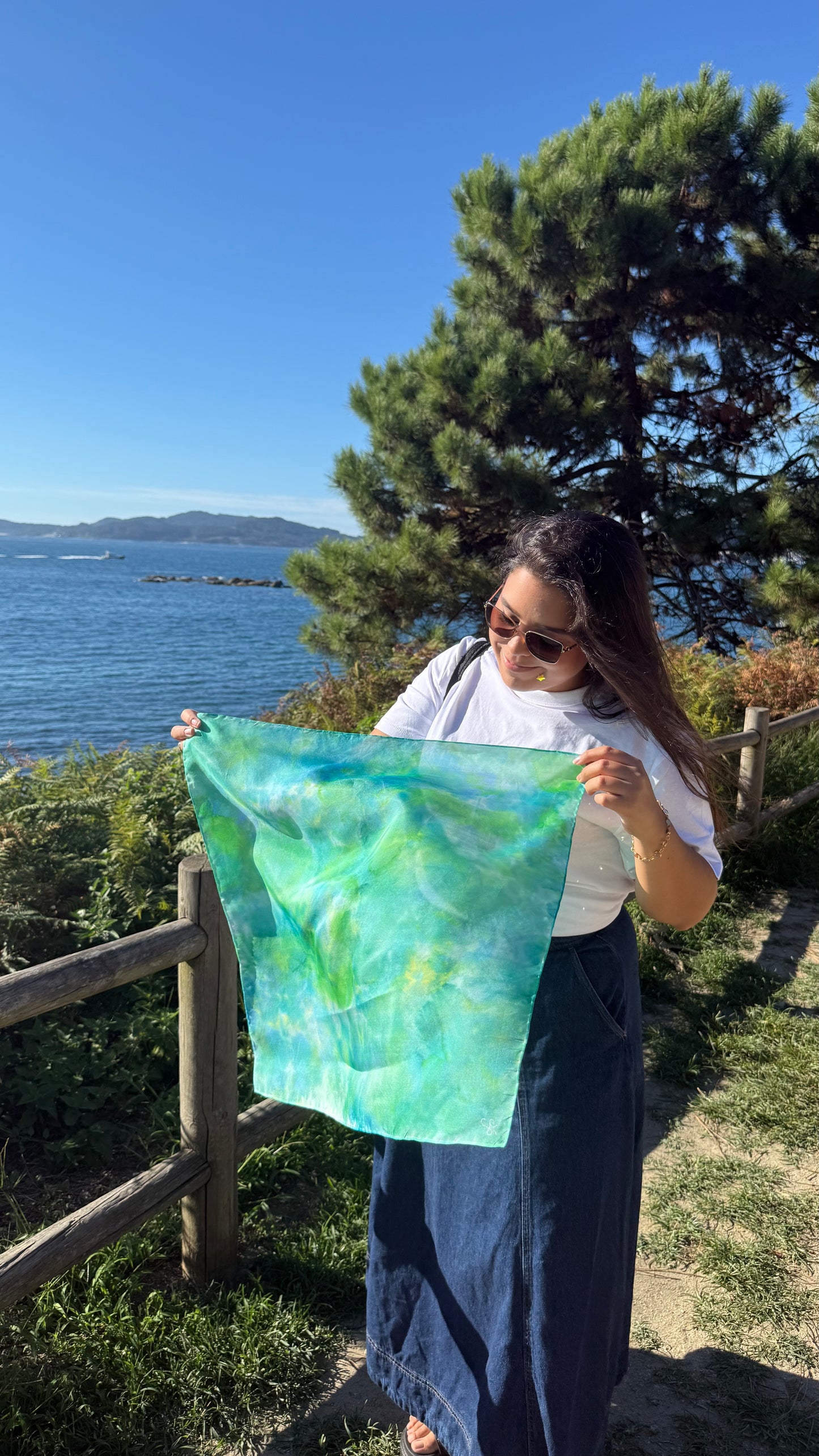 Ría | Pañuelo de seda pintado a mano